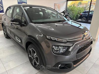 Usata Citroën C3 Shine 102 CV (75 kW) 2022 Gray Utilitaria