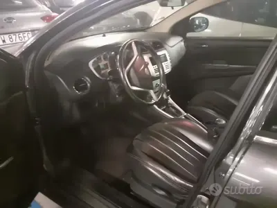Usata Lancia Delta 120 CV (88 kW) 2009 Grigio Utilitaria
