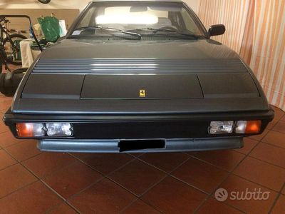 Usata Ferrari Mondial 215 CV (158 kW) 1981 Grigio Coupé