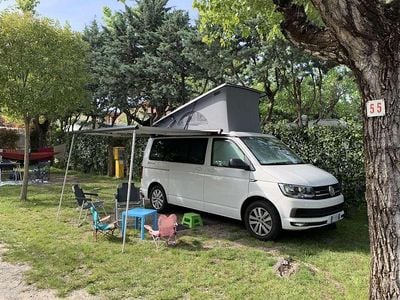 Usata VW California Beach 150 CV (110 kW) 2018 Bianco Furgone