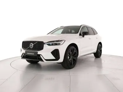Nuova Volvo XC60 Plus 179 CV (131 kW) 2026 Bianco SUV