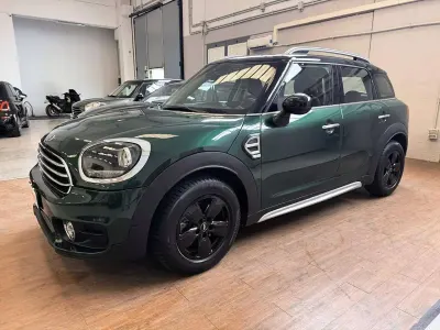 Usata Mini Cooper Countryman Hype 136 CV (100 kW) 2017 Verde SUV