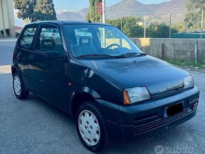 Usata Fiat Cinquecento Young 39 CV (28 kW) 1997 Nero Utilitaria