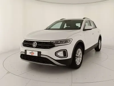 Usata VW T-Roc Style 110 CV (80 kW) 2024 Pure white SUV