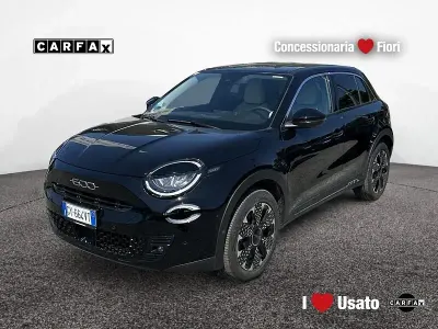 Usata Fiat 600 La Prima 110 CV (80 kW) 2025 Nero SUV