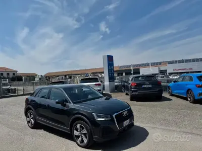 Usata Audi Q2 Ambiente 116 CV (85 kW) 2022 Grigio SUV