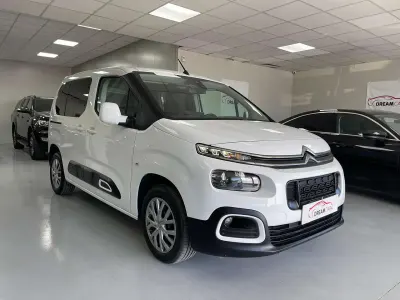 Usata Citroën Berlingo Feel 101 CV (74 kW) 2021 Bianco Monovolume