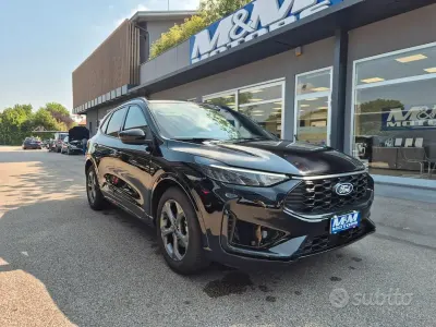 Usata Ford Kuga ST-Line 151 CV (111 kW) 2025 Nero SUV