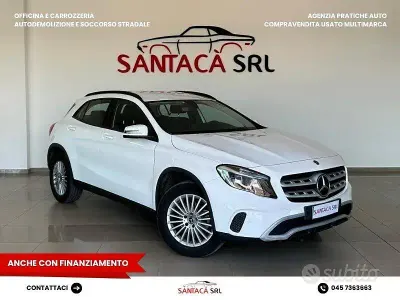 Usata Mercedes GLA200 Executive 136 CV (100 kW) 2019 Bianco SUV