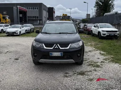 Usata Mitsubishi Outlander Intense 140 CV (102 kW) 2007 Nero SUV