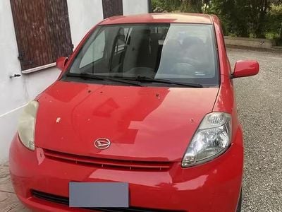 Usata Daihatsu Sirion 2007 Rosso Utilitaria