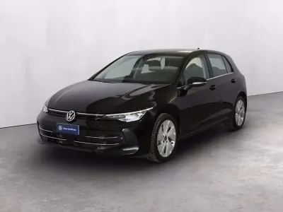 Gebraucht VW Golf VIII Style 150 PS (110 kW) 2025 Schwarz Limousine