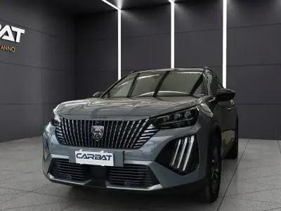 Usata Peugeot 2008 GT 131 CV (96 kW) 2024 Gray SUV