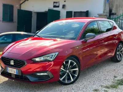 Usata Seat Leon FR 150 CV (110 kW) 2020 Rosso Berlina