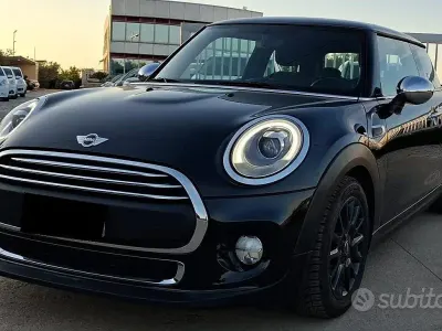 Usata Mini One D Business 95 CV (69 kW) 2017 Nero Utilitaria