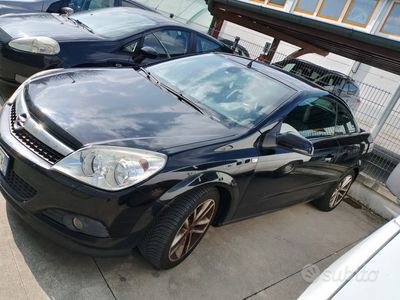 usata Opel Astra Cabriolet 1.6 benzina