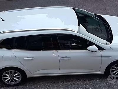 Usata Renault Mégane GrandTour 110 CV (80 kW) 2017 Bianco Station wagon