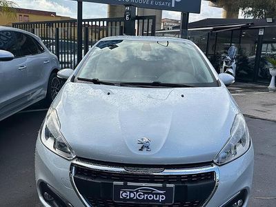 Usata Peugeot 208 Signature Sky 82 CV (60 kW) 2018 Bianco Utilitaria
