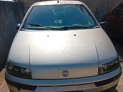 Usata Fiat Punto 60 CV (44 kW) 2001 Grigio Utilitaria