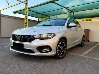 Usata Fiat Tipo Easy 95 CV (69 kW) 2017 Argento Berlina