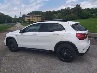 Käytetty Mercedes GLA200 Edition 136 HP (100 kW) 2019 Valkoinen Katumaasturi