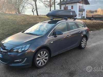 Usata Opel Astra Sport 2013 Grigio Station wagon