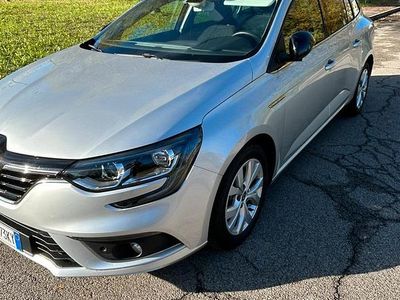 Usata Renault Mégane GrandTour LIMITED 110 CV (80 kW) 2022 Grigio Station wagon