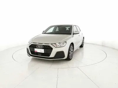 Usata Audi A1 Sportback Admired 110 CV (80 kW) 2023 Argento Utilitaria