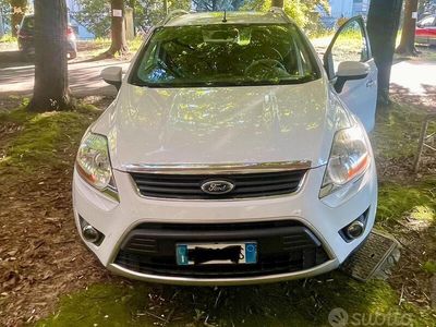 Usata Ford Kuga 140 CV (102 kW) 2010 Bianco SUV