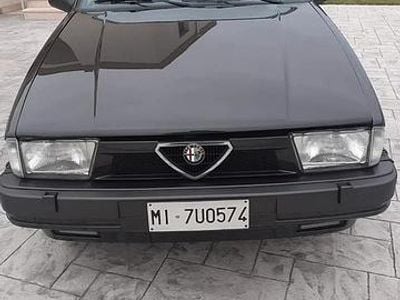 Usata Alfa Romeo 75 165 CV (121 kW) 1991 Nero Berlina