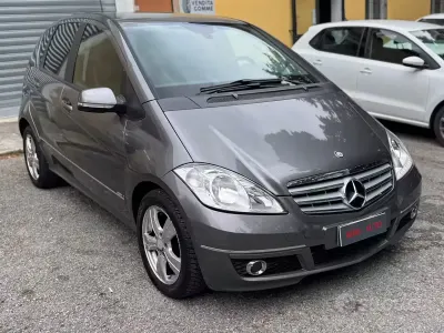 Usata Mercedes A160 Premium 95 CV (69 kW) 2010 Grigio Berlina