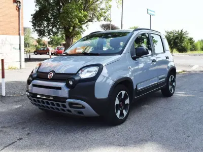 Usata Fiat Panda Cross Cross 69 CV (50 kW) 2019 Grigio Utilitaria