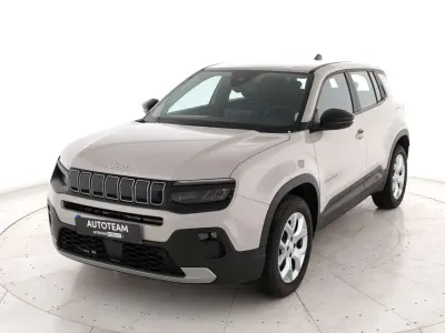 Usata Jeep Avenger Altitude 101 CV (74 kW) 2025 Sabbia SUV