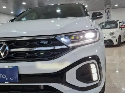 Usata VW T-Roc R-line 150 CV (110 kW) 2023 Bianco SUV