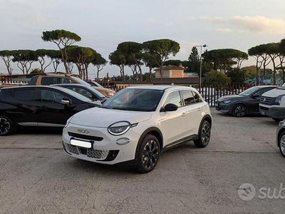 Usata Fiat 600 La Prima 101 CV (74 kW) 2024 Bianco Monovolume