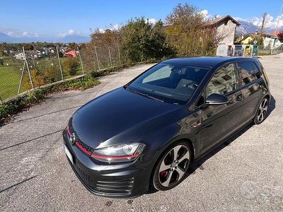 Usata VW Golf VII GTI 230 CV (169 kW) 2016 Grigio Berlina