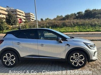 Usata Renault Captur Techno 145 CV (106 kW) 2022 Argento SUV