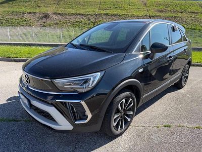 Usata Opel Crossland X Elegance 110 CV (80 kW) 2023 Nero SUV