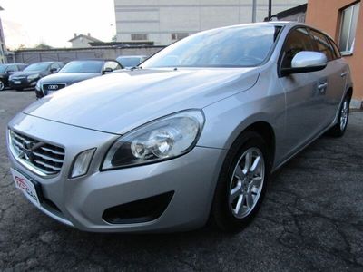 usata Volvo V60 D3 2.0 D3 Momentum * 334.000 KM REALI *