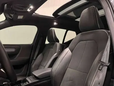 Usata Volvo XC40 Business Edition 163 CV (119 kW) 2021 Grigio SUV