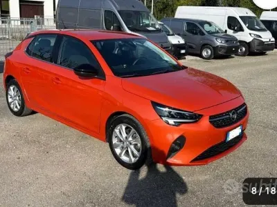 Używany Opel Corsa Edition 75 KM (55 kW) 2020 Pomarańczowy Hatchback