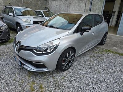 Begagnad Renault Clio IV 200 HK (147 kW) 2015 Silver Sedan