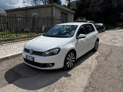 Usata VW Golf VI Comfortline 110 CV (80 kW) 2009 Bianco Utilitaria