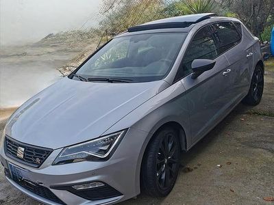 Usata Seat Leon Black Edition 131 CV (96 kW) 2020 Grigio Berlina