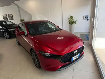 Usata Mazda 3 122 CV (89 kW) 2020 Rosso Berlina
