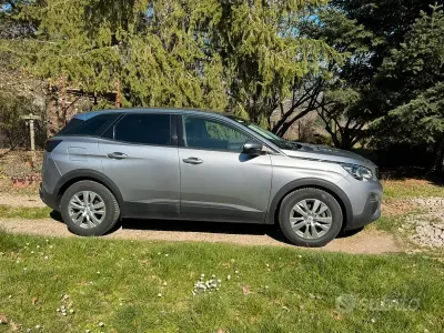 Usata Peugeot 3008 120 CV (88 kW) 2017 Grigio SUV