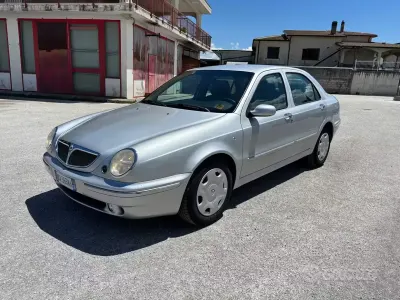 Usata Lancia Lybra