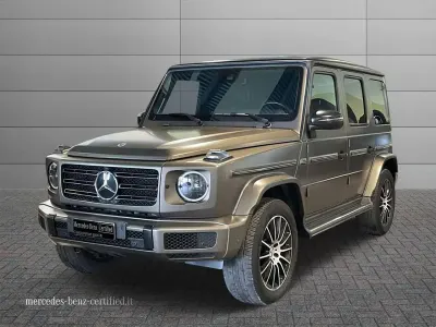 Usata Mercedes G400 AMG line 330 CV (242 kW) 2023 Grigio monza magno SUV