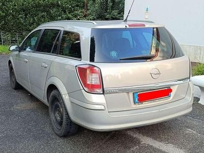 Usata Opel Astra Enjoy 110 CV (80 kW) 2009 Station wagon