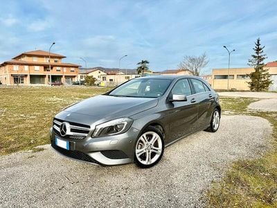 Usata Mercedes A180 109 CV (80 kW) 2013 Grigio Berlina